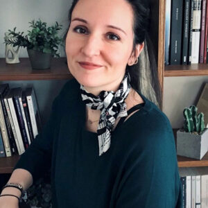 Dr. Damla Til Öğüt
